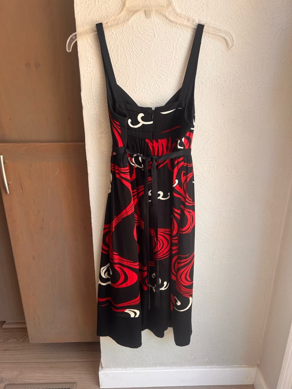 Maggy London black and red silk charmeuse babydoll dress Size 4 - Picture 8 of 12